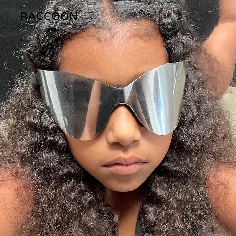 Y2K Futuristic Sunglasses Women Alien Silver Sun Glasses Men Oversized Rimless One Piece Hip Hop Punk Soft Shades Luxury Brand