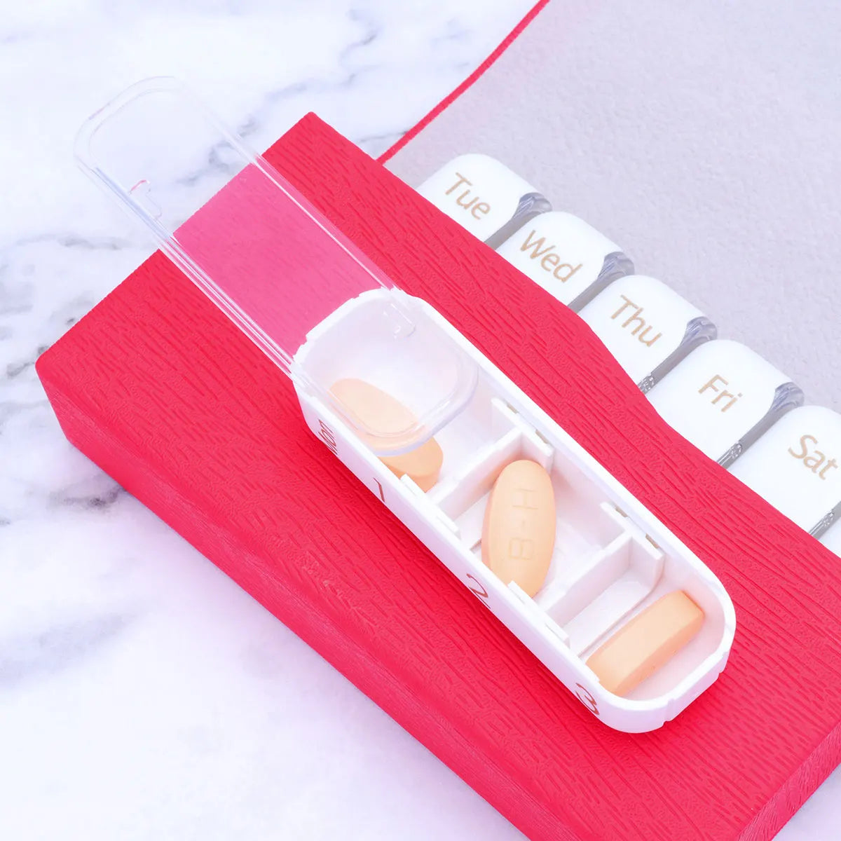 Weekly Pill Box Mini Pill Case Bag Weekly Daily Pill Box Pill Organizer for Women Men Outdoor Medicine Storage Box Box -DZ